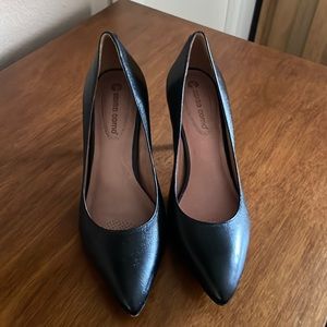 Corso Como Black Leather Heels, Size 6